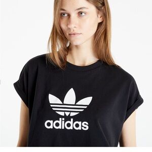 T-SHIRT ADIDAS ADICOLOR CLASSICS SHORT TREFOIL TEE xs